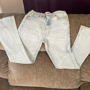 Size 14 light blue Levi 502